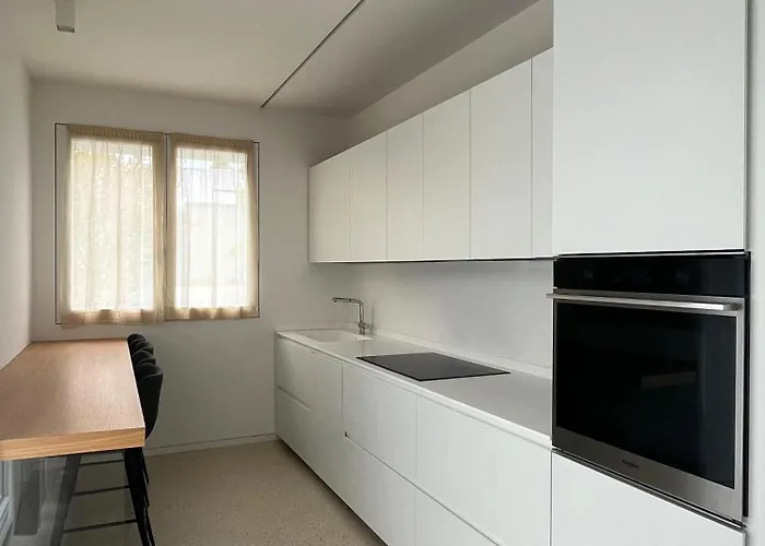 Greta Villa *